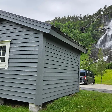 Tvinde Camping Skulestadmo Exterior photo